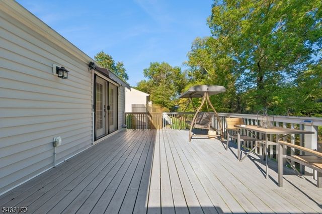 12 Knollwood Dr, Livingston Twp., NJ 07039