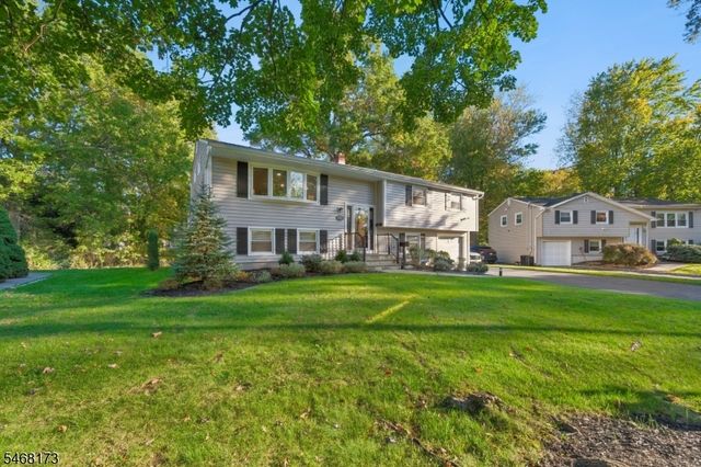 12 Knollwood Dr, Livingston Twp., NJ 07039
