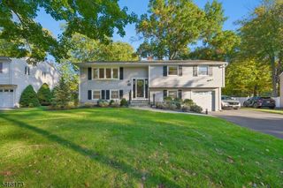 12 Knollwood Dr, Livingston Twp., NJ 07039