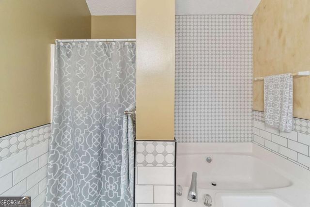 232 CLARKDELL Drive, Stockbridge, GA 30281