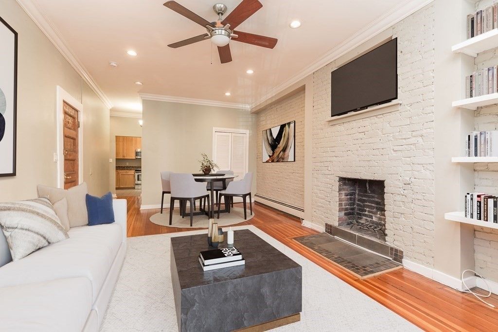 15 Blackwood 2, Boston, MA 02115