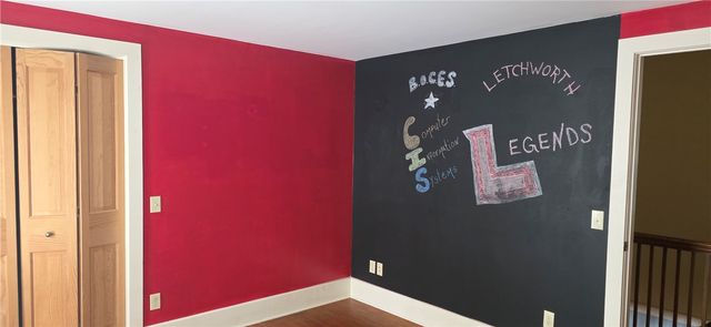 4 Park Road West, Castile, NY 14427