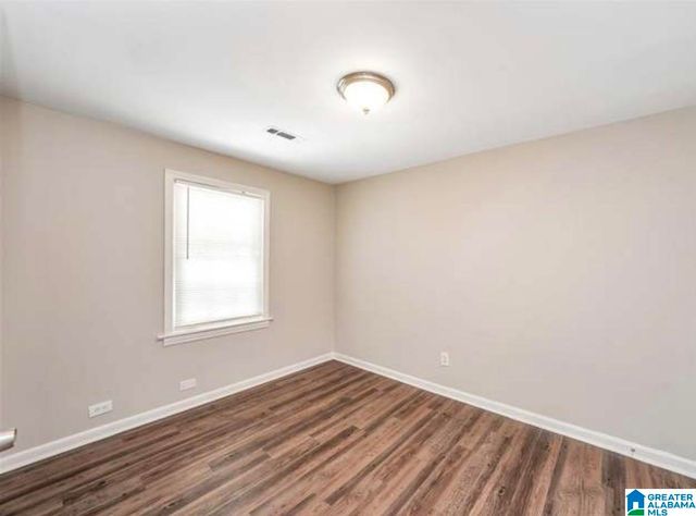 1215 15TH STREET N, Bessemer, AL 35020