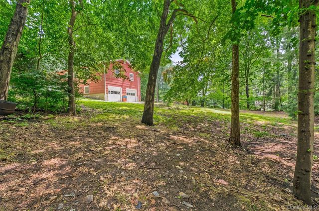 26 Maple Drive, Mahopac, NY 10541