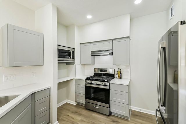 7719 Woodlett Court, Houston, TX 77095