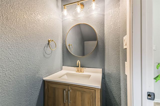 7719 Woodlett Court, Houston, TX 77095