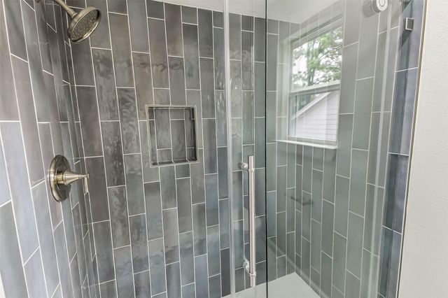 7719 Woodlett Court, Houston, TX 77095