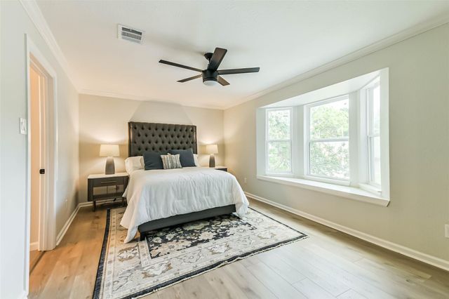 7719 Woodlett Court, Houston, TX 77095