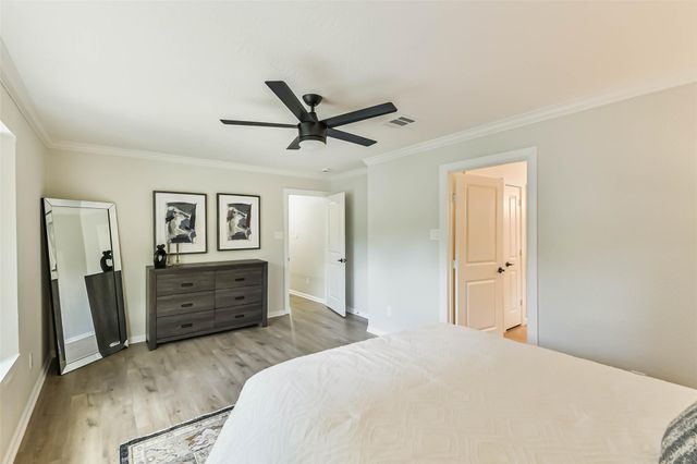 7719 Woodlett Court, Houston, TX 77095