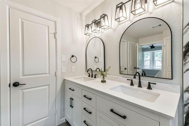 7719 Woodlett Court, Houston, TX 77095