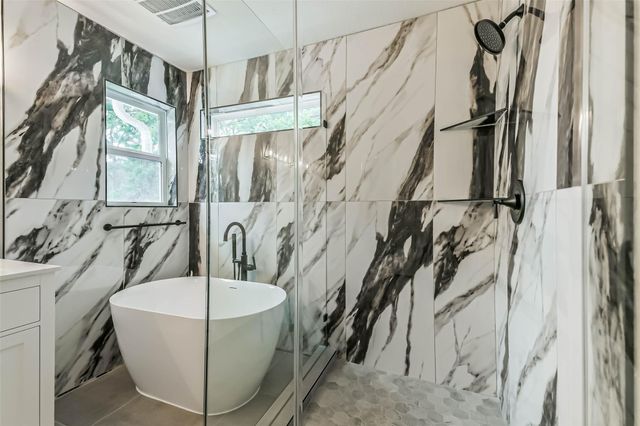 7719 Woodlett Court, Houston, TX 77095