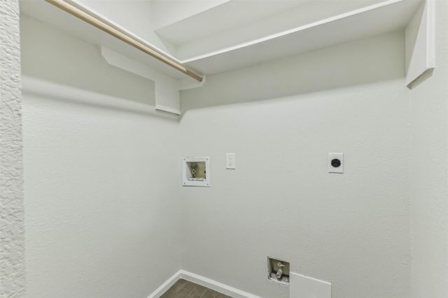 7719 Woodlett Court, Houston, TX 77095