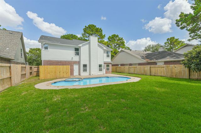 7719 Woodlett Court, Houston, TX 77095