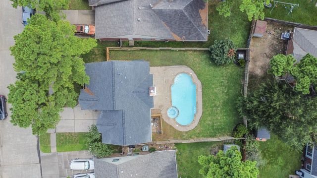 7719 Woodlett Court, Houston, TX 77095