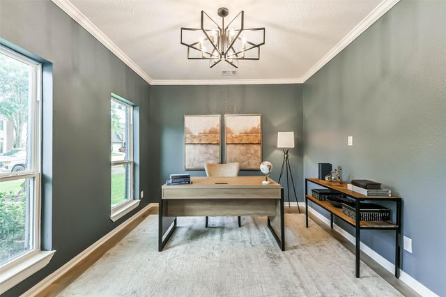 7719 Woodlett Court, Houston, TX 77095