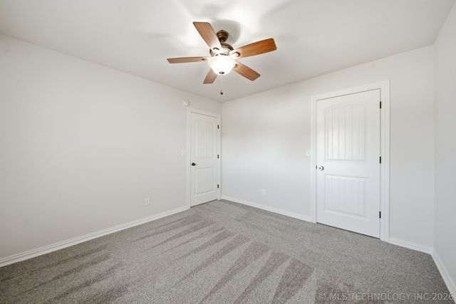 9479 E 139th Place North, Collinsville, OK 74021