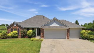 9479 E 139th Place North, Collinsville, OK 74021