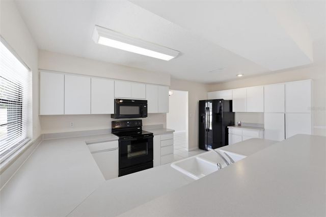 612 SHADY NOOK DRIVE, Brandon, FL 33511