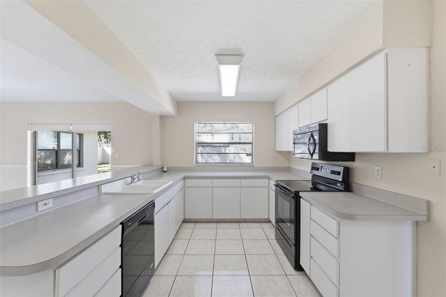 612 SHADY NOOK DRIVE, Brandon, FL 33511