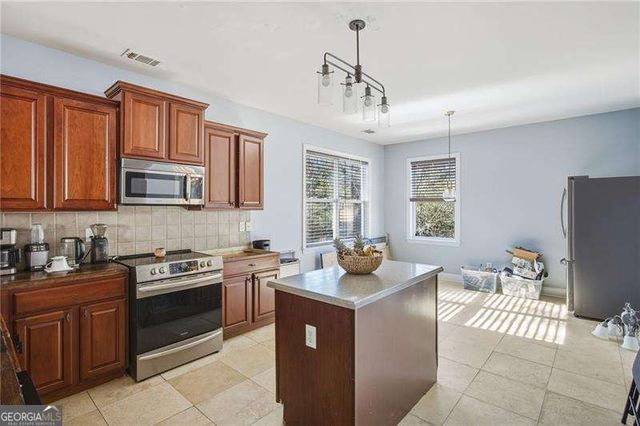 199 Oakfield Way, Douglasville, GA 30134