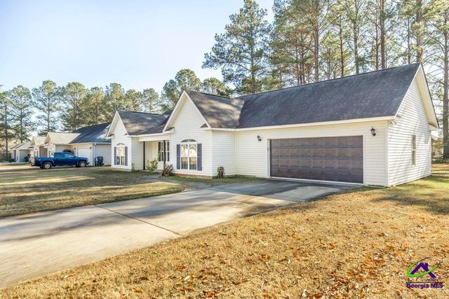 204 Chimney Rock Road, Perry, GA 31069