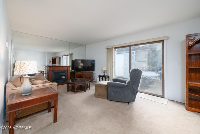 8 Beverly Court, Tinton Falls, NJ 07724