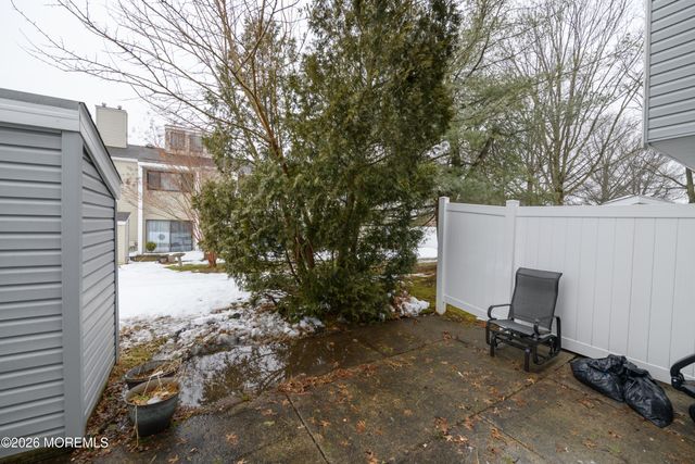 8 Beverly Court, Tinton Falls, NJ 07724