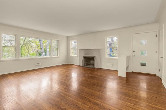 2024 Cedar Lake Parkway, Minneapolis, MN 55416