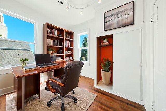 110 S 4th Street, Decatur, IN 46733