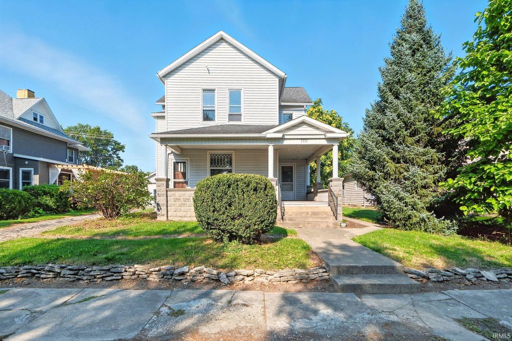 110 S 4th Street, Decatur, IN 46733