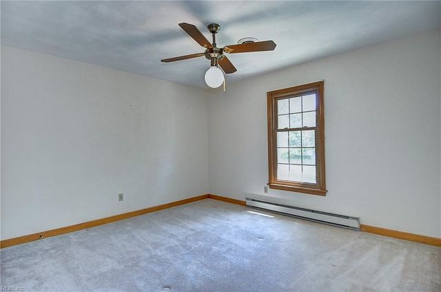 147 Circle CT, Norfolk, VA 23503