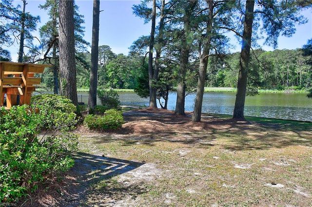 147 Circle CT, Norfolk, VA 23503