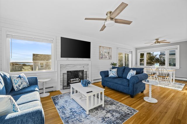 7 Columbus Avenue, West Yarmouth, MA 02673