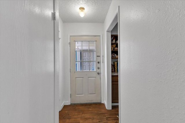 8713 Pineridge DR, Austin, TX 78729