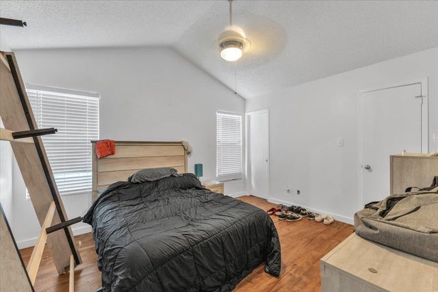 8713 Pineridge DR, Austin, TX 78729