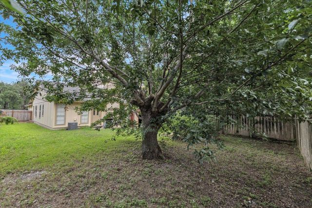 8713 Pineridge DR, Austin, TX 78729