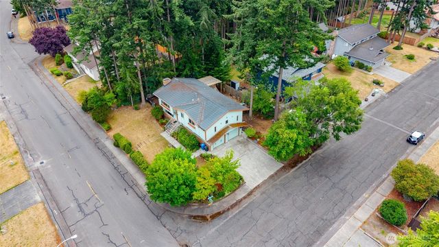 1127 SW Fairhaven Drive, Oak Harbor, WA 98277