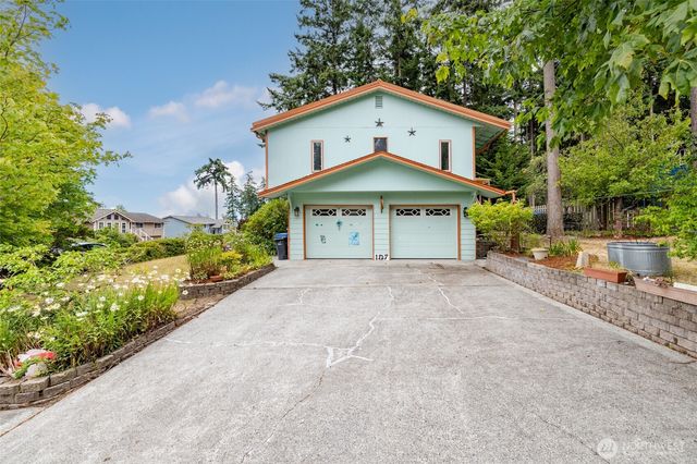 1127 SW Fairhaven Drive, Oak Harbor, WA 98277