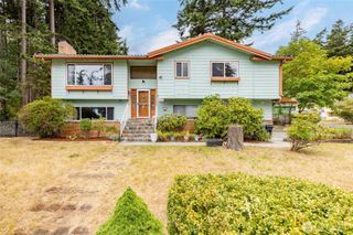 1127 SW Fairhaven Drive, Oak Harbor, WA 98277