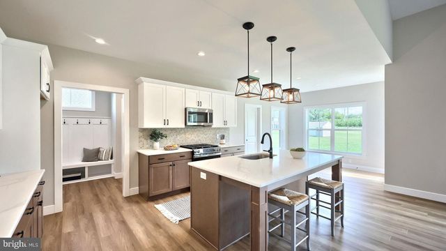 101 KENSINGTON PL, Mechanicsburg, PA 17050
