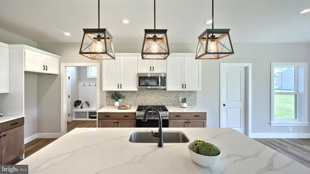 101 KENSINGTON PL, Mechanicsburg, PA 17050