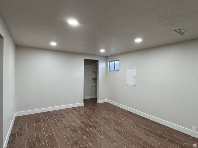 5222 S QUEENSWOOD DR, Taylorsville, UT 84129