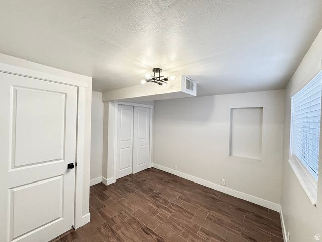 5222 S QUEENSWOOD DR, Taylorsville, UT 84129