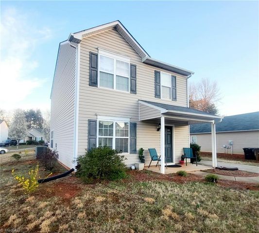 4901 Yellow Locust Drive, Browns Summit, NC 27214