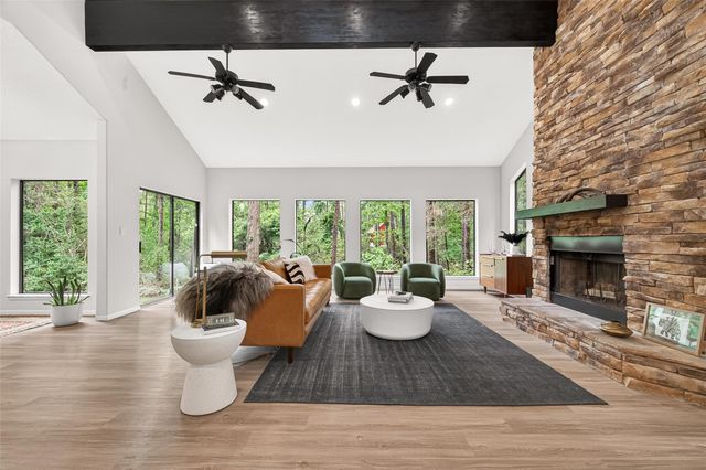 41 Creek Forest Lane, Conroe, TX 77384