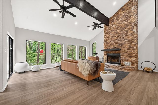 41 Creek Forest Lane, Conroe, TX 77384