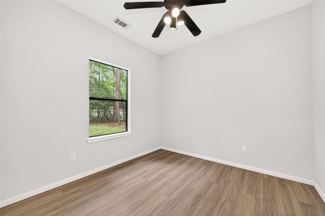 41 Creek Forest Lane, Conroe, TX 77384