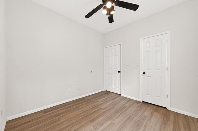 41 Creek Forest Lane, Conroe, TX 77384