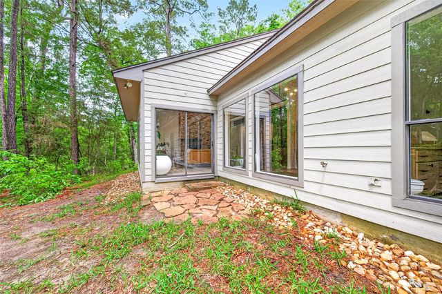 41 Creek Forest Lane, Conroe, TX 77384