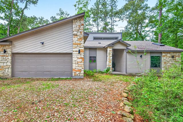 41 Creek Forest Lane, Conroe, TX 77384